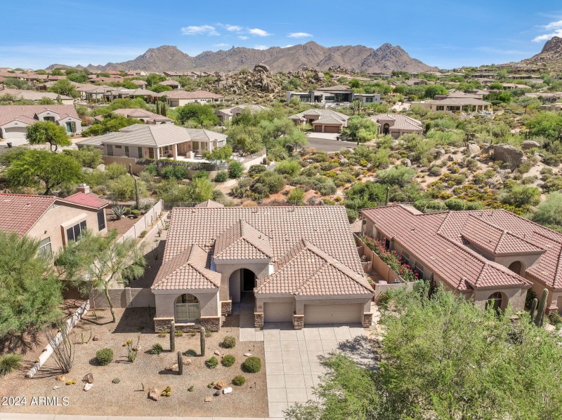 14-web-or-mls-11377-e-diamond-cholla-dr