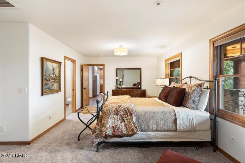Lower Level Guest Suite