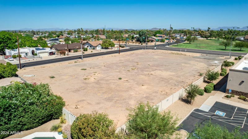 1.1 Acre Corner 35th Ave & Paradise Lane