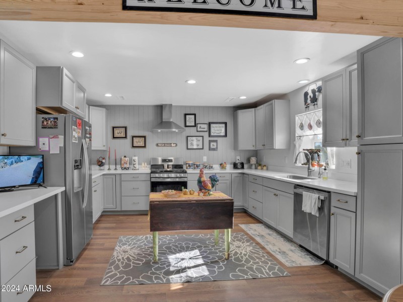 13-web-or-mls-TimberCreekImagery-1