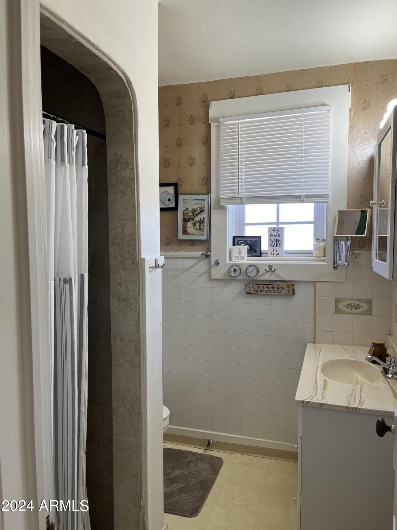 primary ensuite