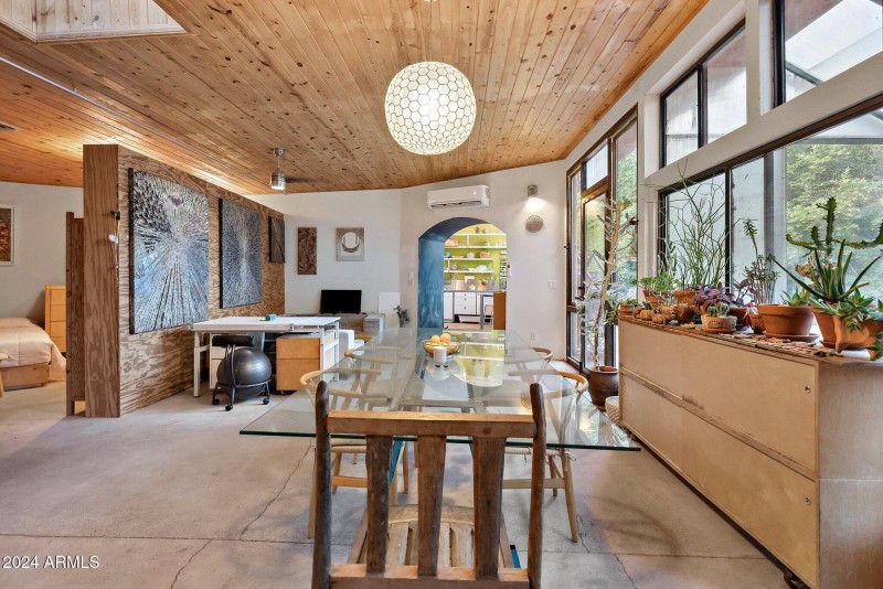 Earthship