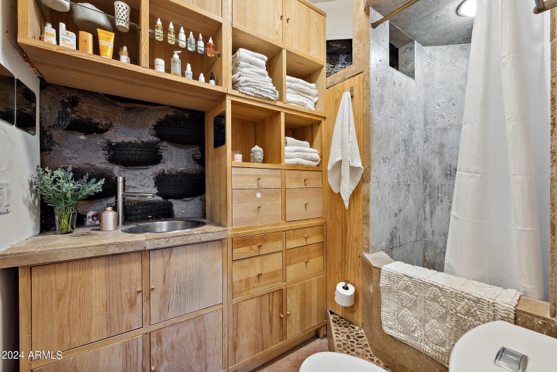 Earthship