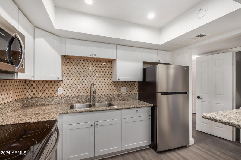 11 Kitchen