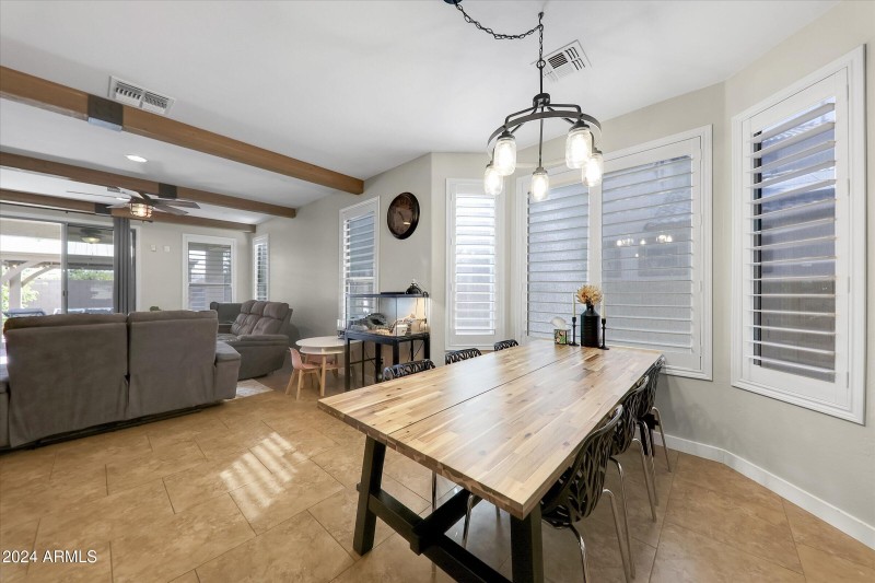 06-21527 N 78th Lane-10