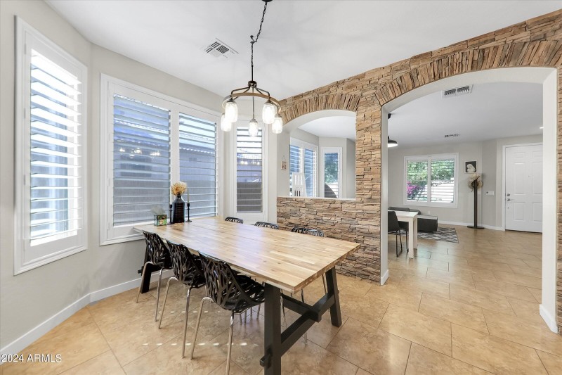 07-21527 N 78th Lane-12