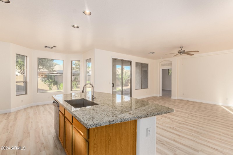 1384 E. Morelos St.