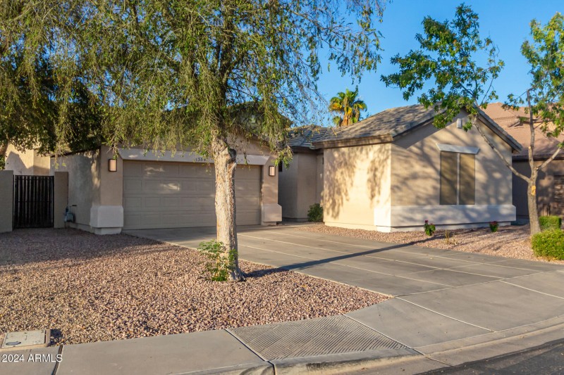 1384 E. Morelos Street