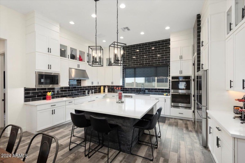 CABINETS TO RASIED CEILING HIEGHT!