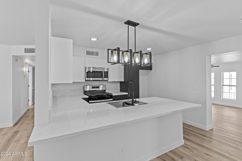 Fresh kitchen