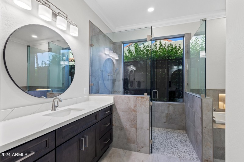 Spa-Inspired Primary Bath
