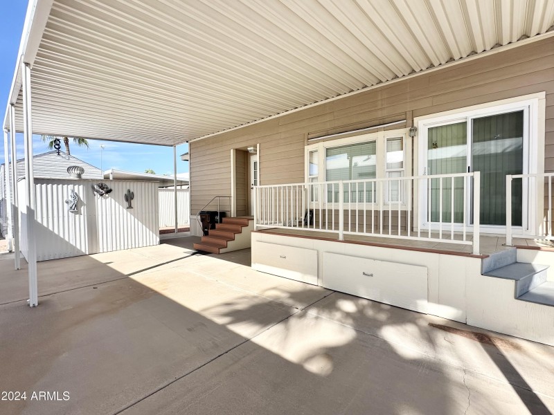 SIT & RELAX ON YOUR DECK