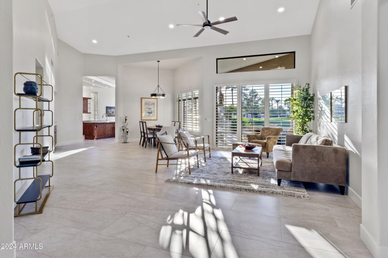 Open Living with Natural Light