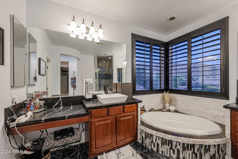 upstairs master bath