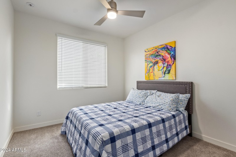 Second bedroom.