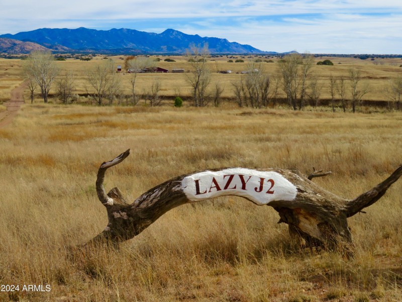 Lazy J2 RANCH Estates Sign