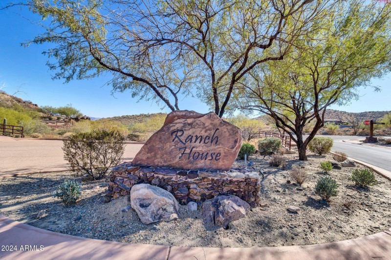 004_Community Ranch House