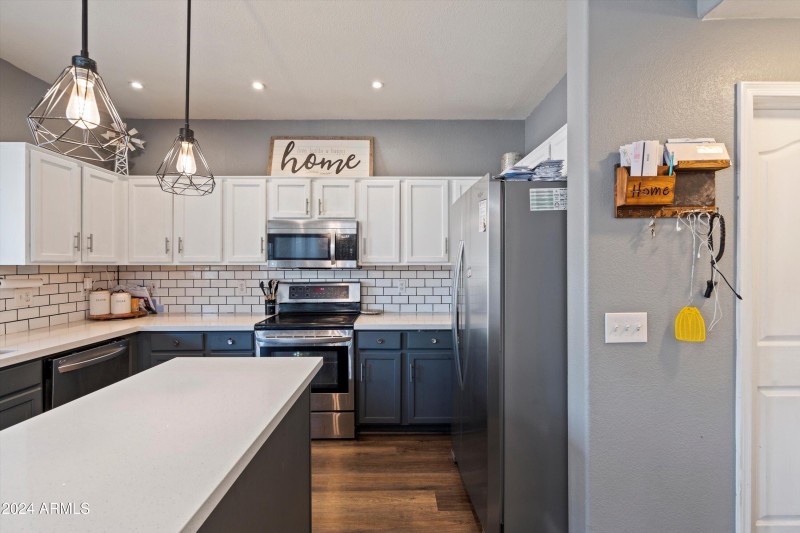12-Kitchen