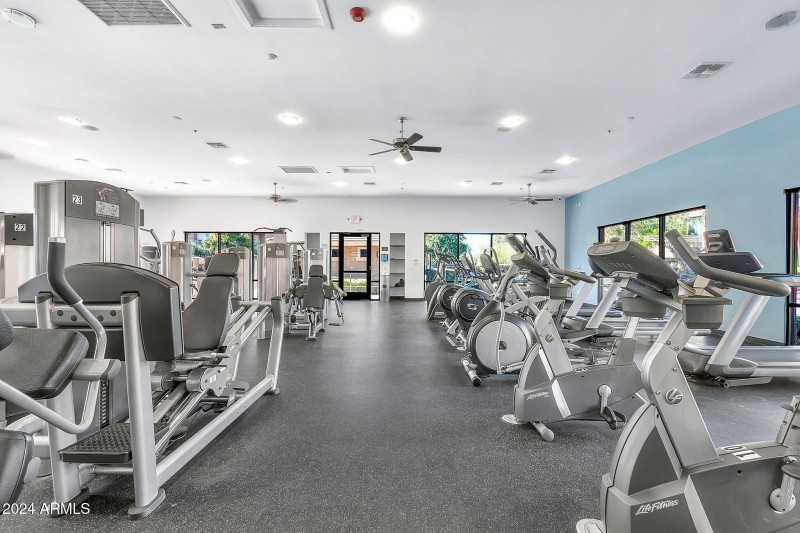 20100 N 78th Pl Community-1