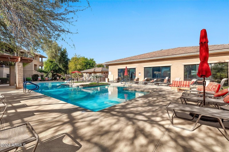 20100 N 78th Pl Community-7