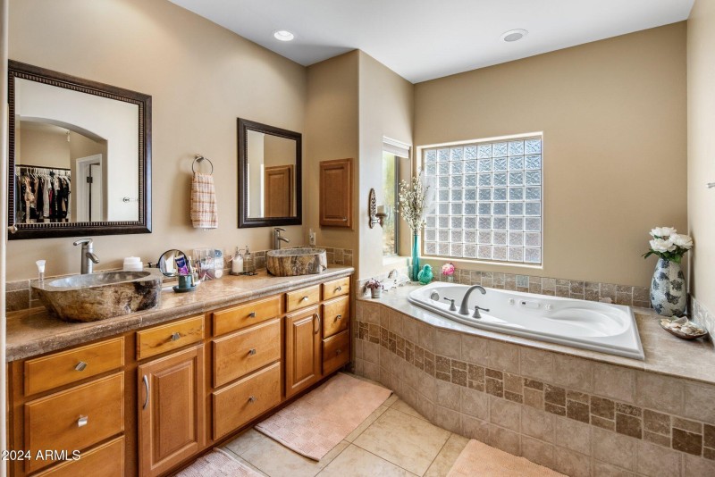Spa-Style Bath with Soaking Tub