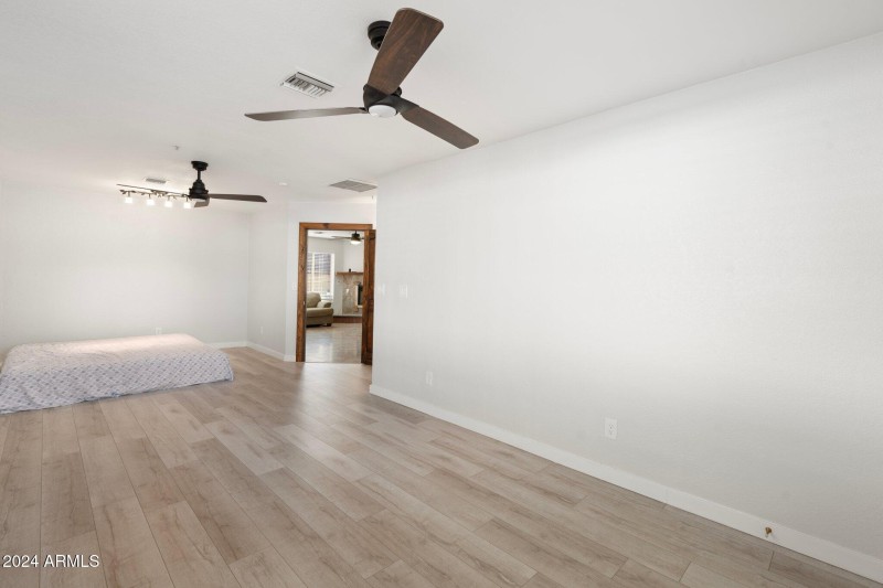 8-web-or-mls-DSC05121