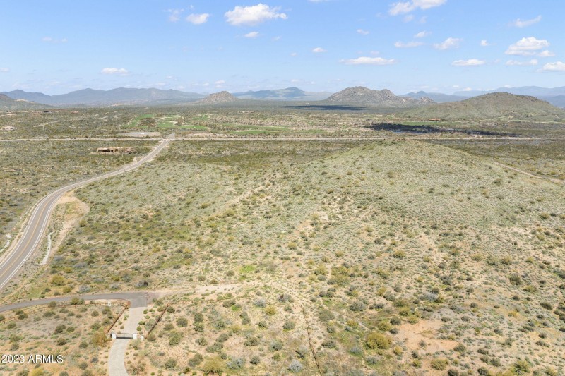 Close to Scottsdale's Signature Park