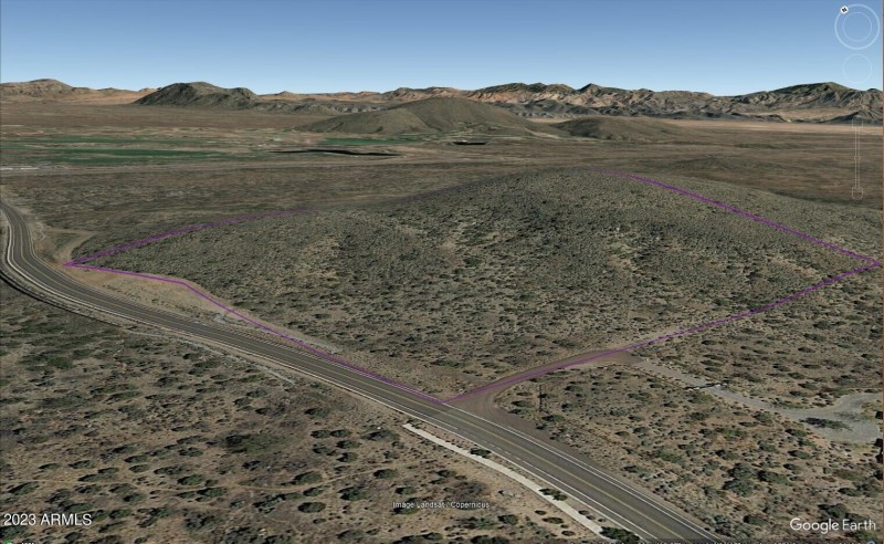 Outline of the Lot