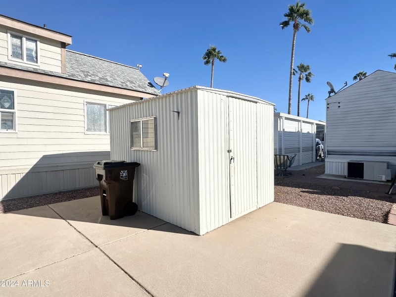 STORAGE SHED