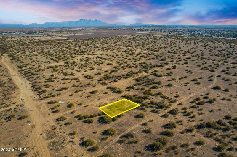 3300 W Picacho Dr-3