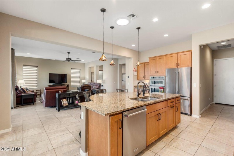 17-Kitchen