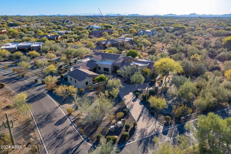 5681 E CANYON RIDGE NORTH DR, Cave Cree