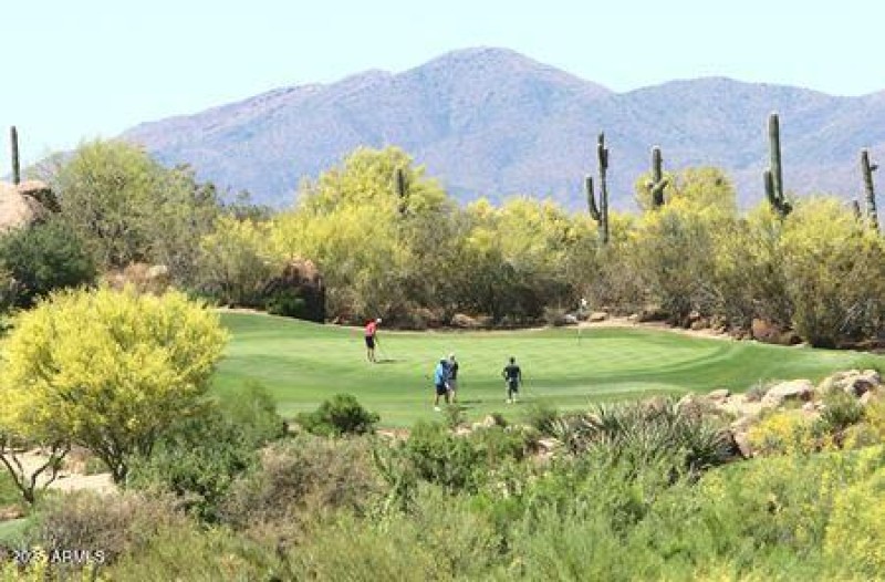 Enjoy the Scottsdale Lifestyle