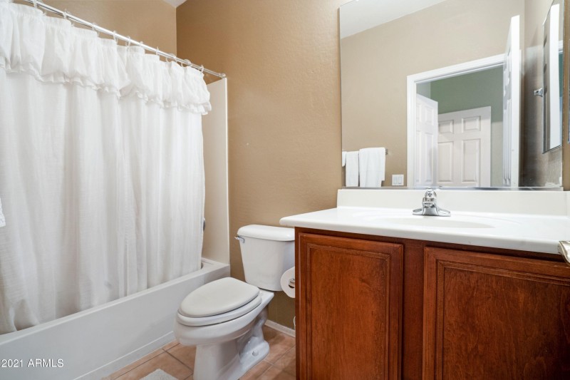 15296 W Coolidge-Bathroom