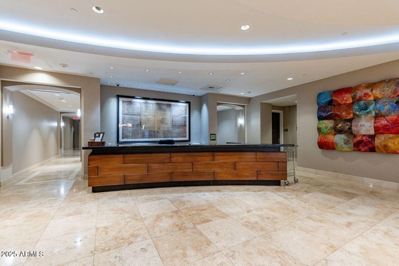 LOBBY DESK