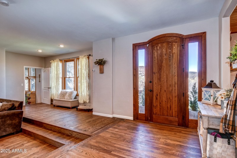 14 Foyer