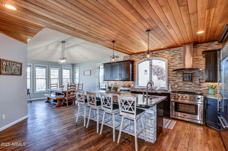 19 Kitchen 2