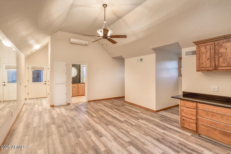 46 Upper Casita Entry