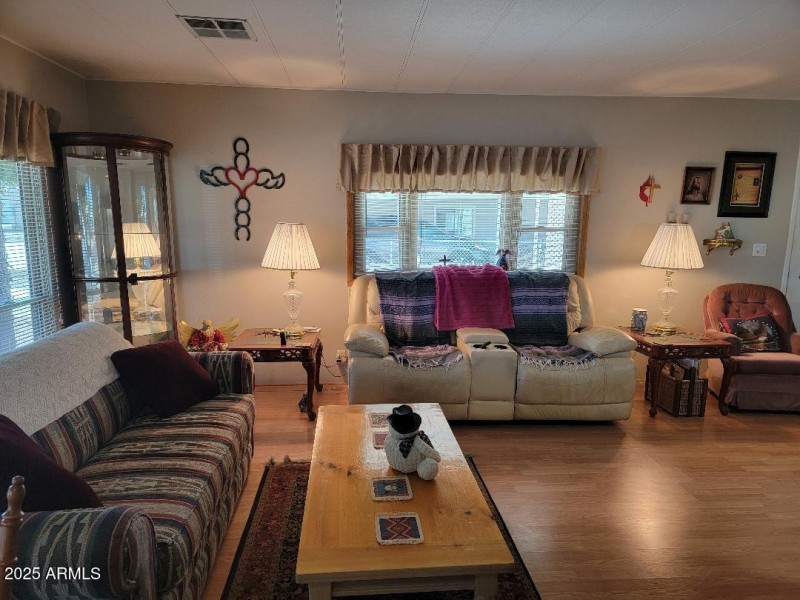3604 family room