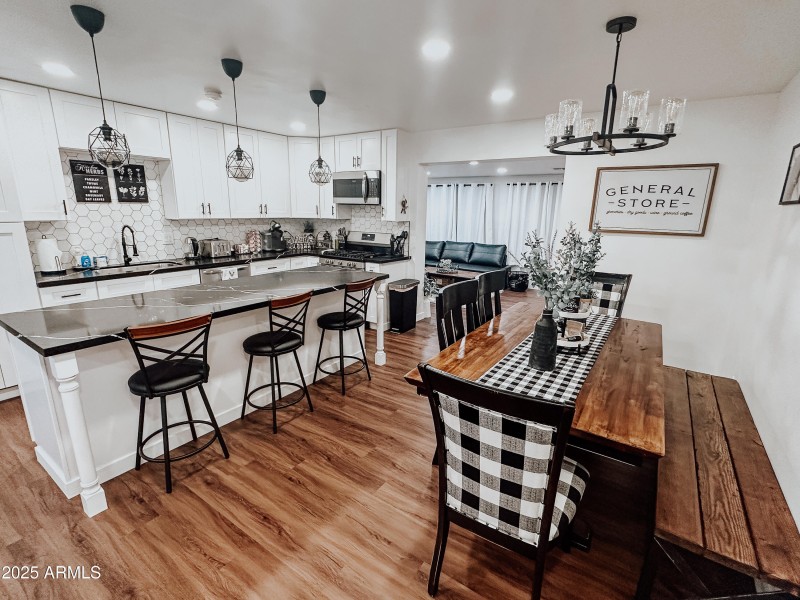 Kitchen | Dining