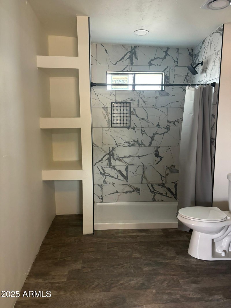 GUEST HOUSE BATH 2