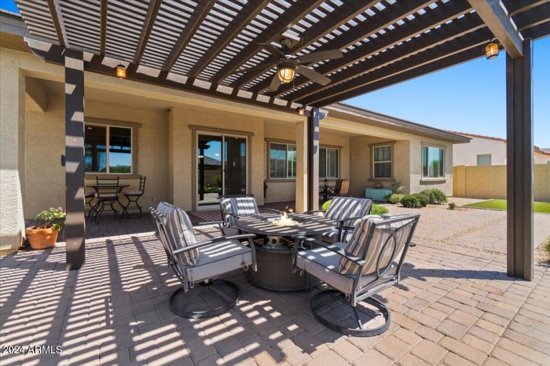 39 Pergola with electricity