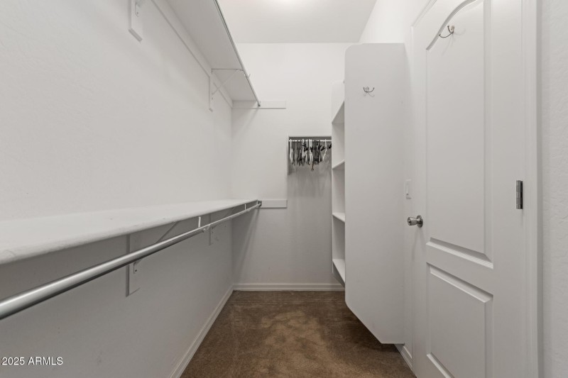18 Master Closet
