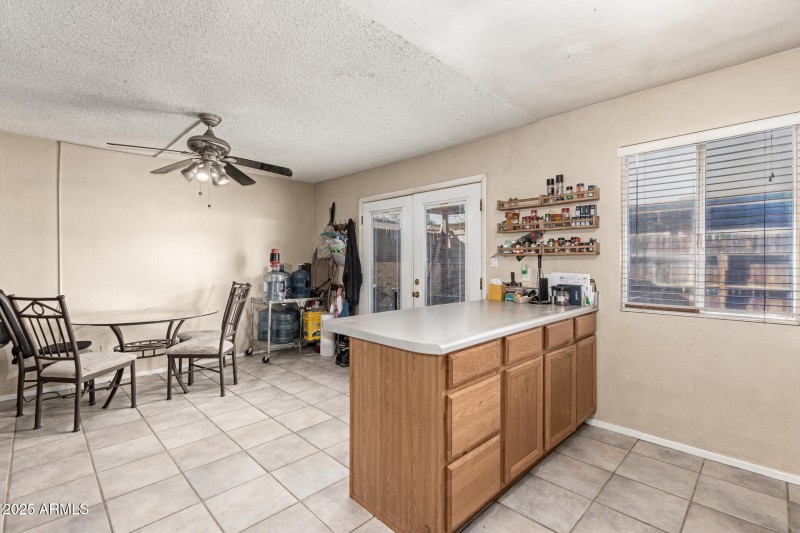 Kitchen Peninsula