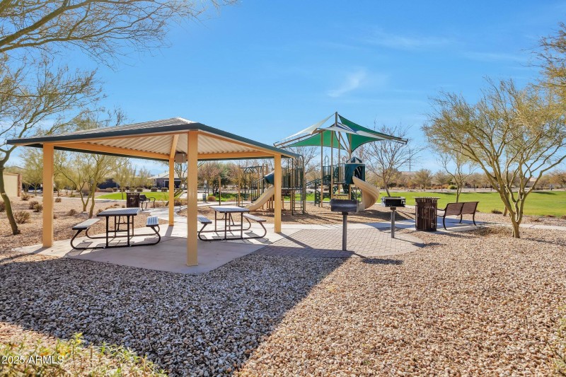 Tuscano Park across street
