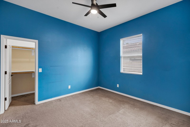 22174 E Creekside Dr-32