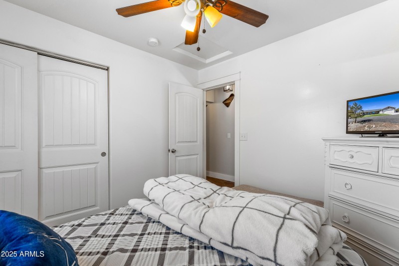 9655 E Rosewood Drive-32