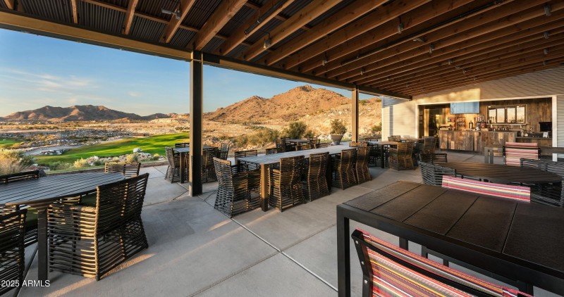 CLIFF HOUSE AT VICTORY GOLF COURSE