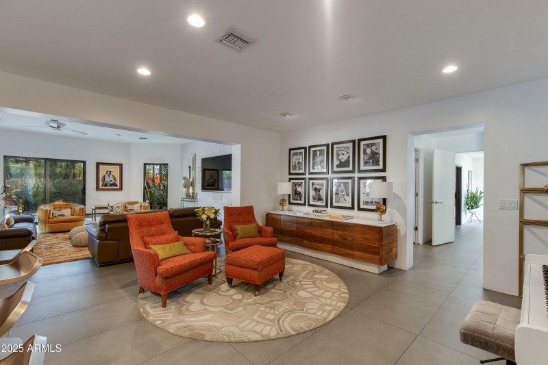 Sitting Area