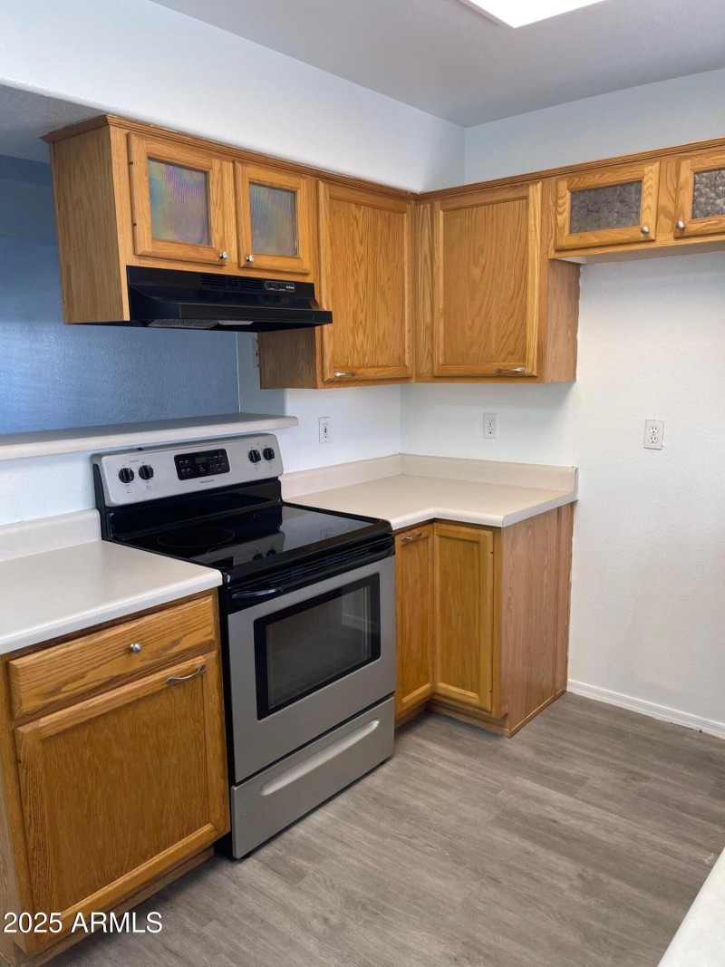 7801 Kitchen 3
